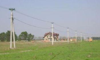 Линия электропередач в поселке